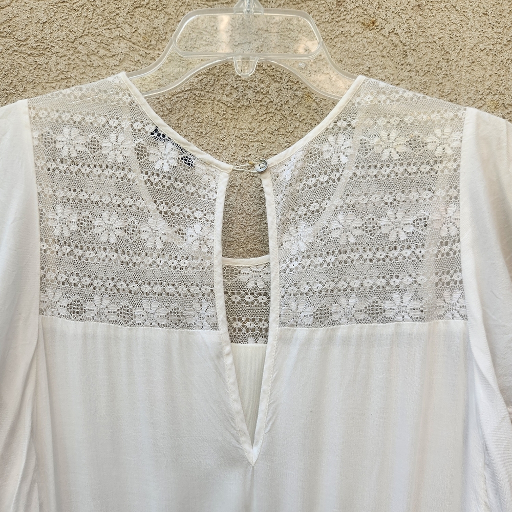 AMERICAN EAGLE Women's Romper Small White Lacy Y2K Shorts Vampire Diaries - Picture 5 of 12